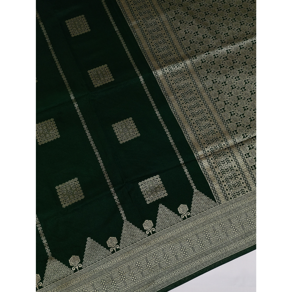 Dark Green viscose sarees with box motifs