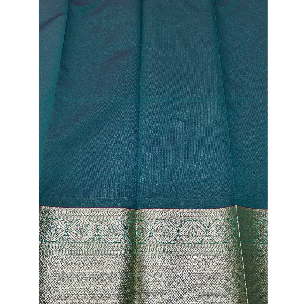 Red colour with bottle green blouse n pallu Premium Silk Cotton Saree