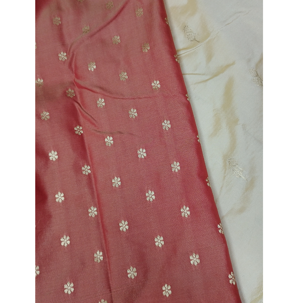 Beige colour red blouse n pallu Semi Soft Silk Saree