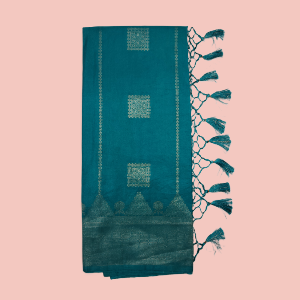 Rama Green viscose sarees with box motifs